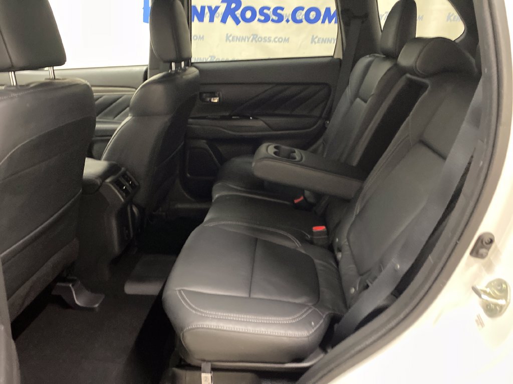 Used 2022 Mitsubishi Outlander SEL AWD/4WD image 11