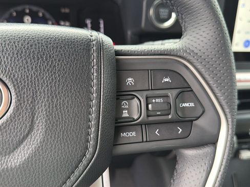 New 2026 Toyota 4Runner SR5 AWD/4WD image 22