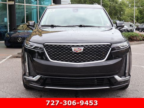 Used 2023 Cadillac XT6 Premium Luxury FWD image 13
