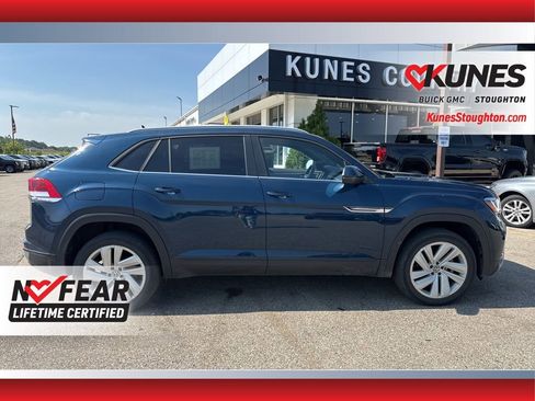 Used 2021 Volkswagen Atlas Cross Sport SE w/ Panoramic Sunroof Package image 11