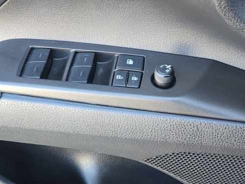 Used 2024 Toyota Camry SE image 34