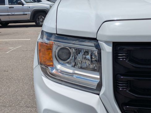 Used 2022 GMC Canyon Elevation RWD image 9