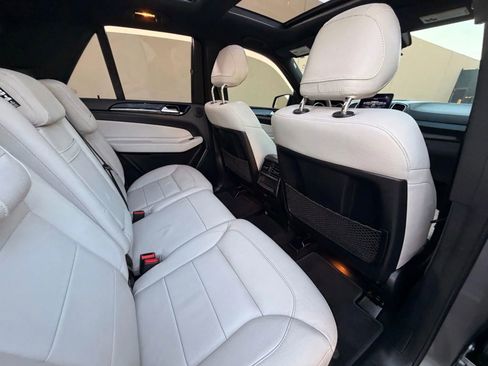 Used 2017 Mercedes-Benz GLE 400 4MATIC image 27