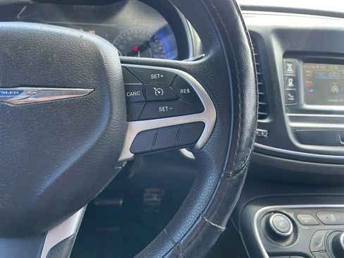 Used 2015 Chrysler 200 Limited FWD image 16