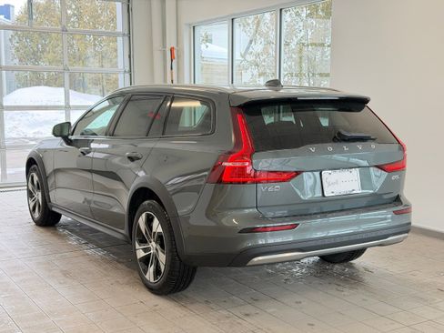 New 2026 Volvo V60 B5 Cross Country Plus w/ Climate Package image 8
