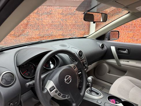 Used 2014 Nissan Rogue S w/ Convenience Package AWD/4WD image 12