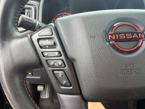 Used 2023 Nissan Titan PRO-4X w/ Pro-4x Convenience Package AWD/4WD image 16