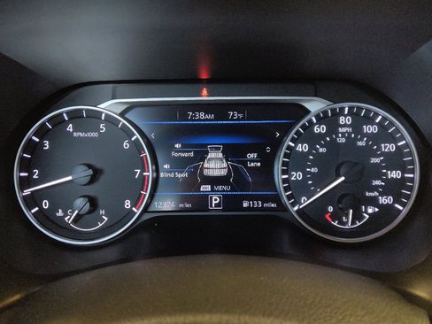 Used 2025 Nissan Sentra SV FWD image 23