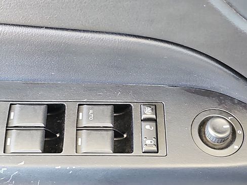 Used 2014 Jeep Patriot Latitude FWD image 28