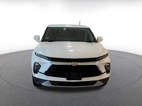 Used 2025 Chevrolet Blazer LT FWD image 7