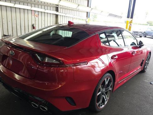 Used 2018 Kia Stinger GT2 RWD image 6