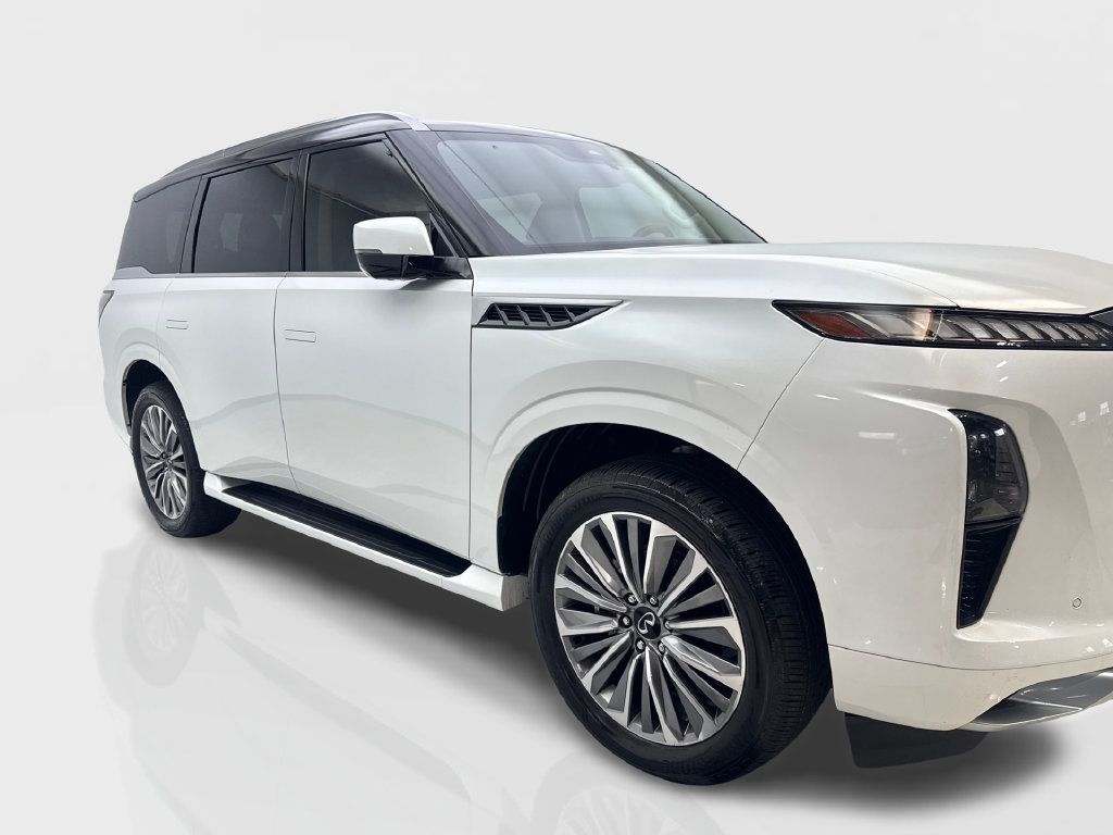 Used 2025 INFINITI QX80 Luxe AWD/4WD image 12
