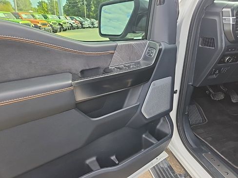 Used 2023 Ford F150 Platinum w/ FX4 Off-Road Package image 44