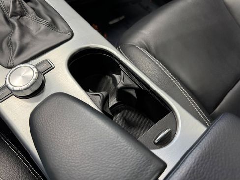 Used 2013 Mercedes-Benz SLK 250 w/ Premium I Pkg image 33