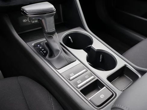 Used 2026 Hyundai Sonata SE FWD image 23