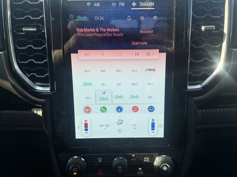 Used 2024 Ford Ranger XLT image 11