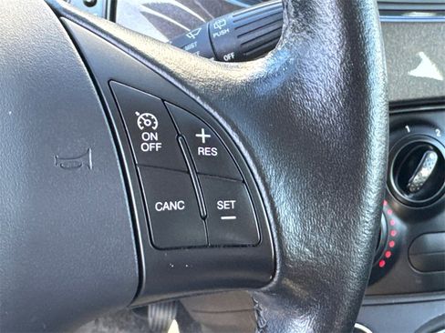 Used 2016 FIAT 500 Pop w/ Italia Package image 28