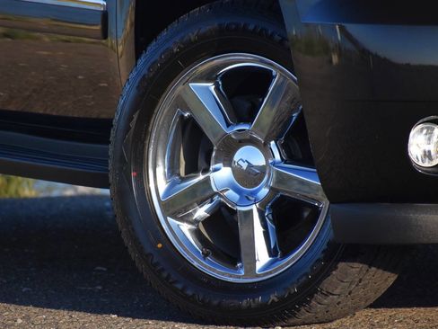 Used 2012 Chevrolet Tahoe LTZ image 19