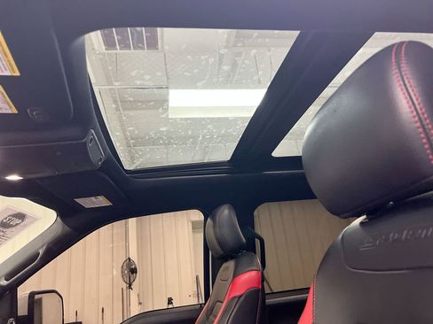 Used 2018 Ford F150 Lariat w/ Equipment Group 502A Luxury AWD/4WD image 19
