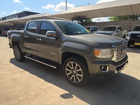 Used 2018 GMC Canyon Denali RWD image 1