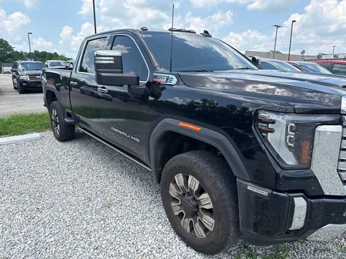 Used 2026 GMC Sierra 3500 Denali w/ Denali Reserve Package AWD/4WD image 8