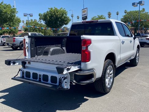 New 2026 Chevrolet Silverado 1500 LTZ AWD/4WD image 12