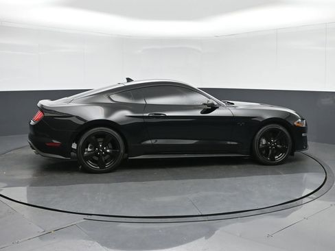 Used 2021 Ford Mustang GT Premium w/ Equipment Group 401A image 8