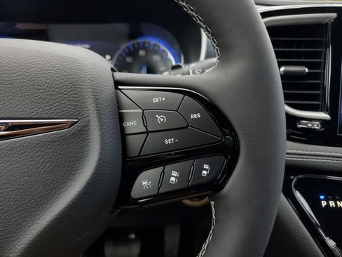 New 2026 Chrysler Pacifica Select w/ S Appearance Package FWD image 23