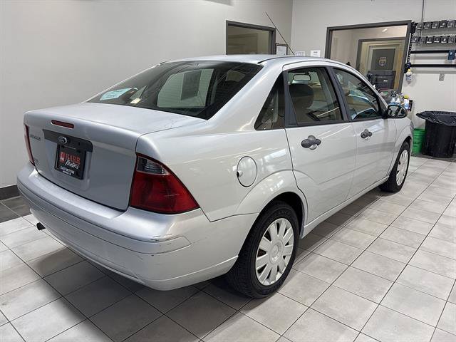 Used 2007 Ford Focus S FWD image 4