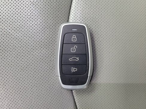 Used 2021 GMC Terrain SLT w/ Infotainment Package II FWD image 32