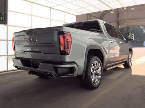 Used 2026 GMC Sierra 1500 Denali w/ Denali Reserve Package AWD/4WD image 2