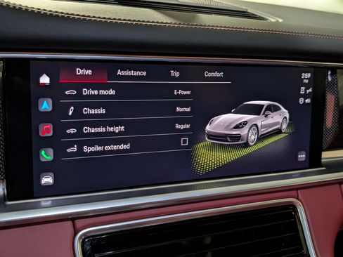 Certified 2023 Porsche Panamera 4S AWD/4WD image 38