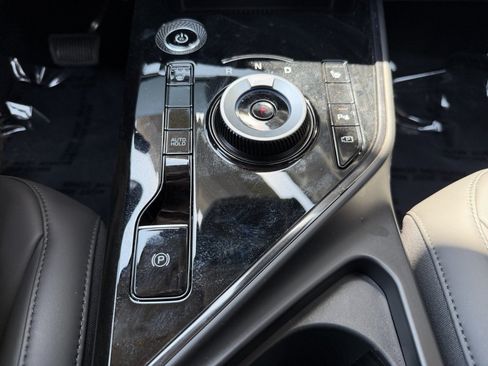 Used 2025 Kia Niro Wind FWD image 24