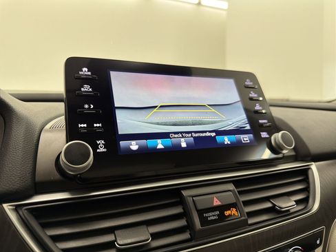 Used 2021 Honda Accord EX-L image 25