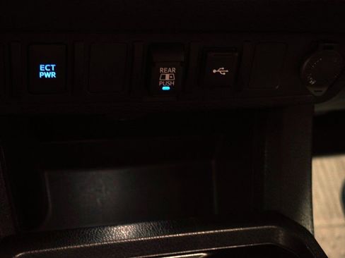 Used 2023 Toyota Tacoma SR5 image 20