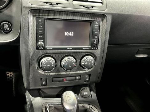 Used 2013 Dodge Challenger R/T RWD image 14