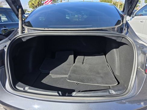 Used 2022 Tesla Model 3 Long Range image 17
