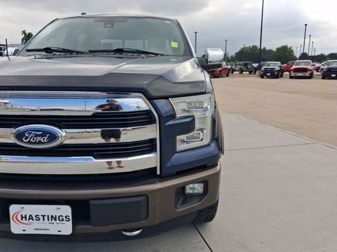 Used 2016 Ford F150 Lariat w/ Equipment Group 502A Luxury AWD/4WD image 9