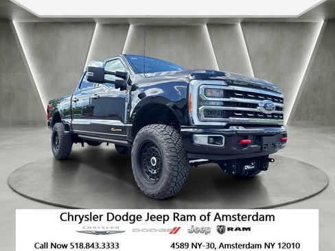 Used 2023 Ford F250 Platinum w/ FX4 Off-Road Package AWD/4WD image 1