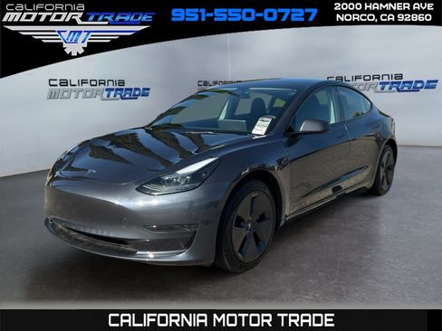 Used 2023 Tesla Model 3 Standard Range RWD image 1