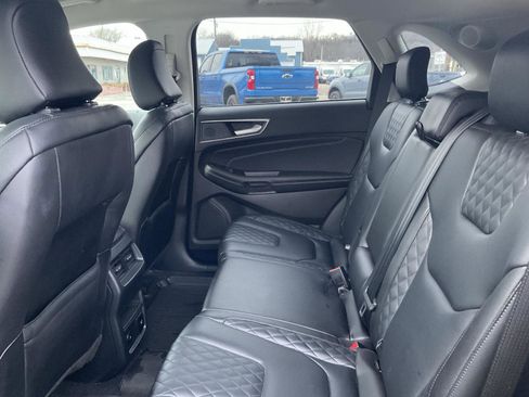 Used 2023 Ford Edge Titanium AWD/4WD image 18