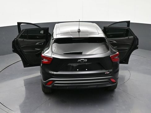 Used 2024 Chevrolet Trax RS w/ Driver Confidence Package image 35