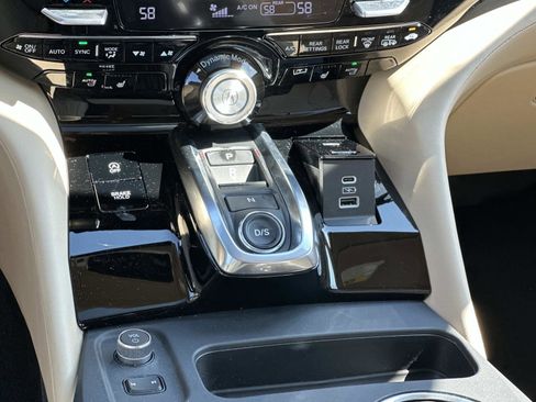 Certified 2025 Acura MDX SH-AWD w/ Technology Package image 25