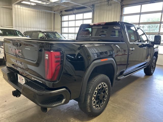 Used 2024 GMC Sierra 3500 Denali w/ Denali Reserve Package AWD/4WD image 5