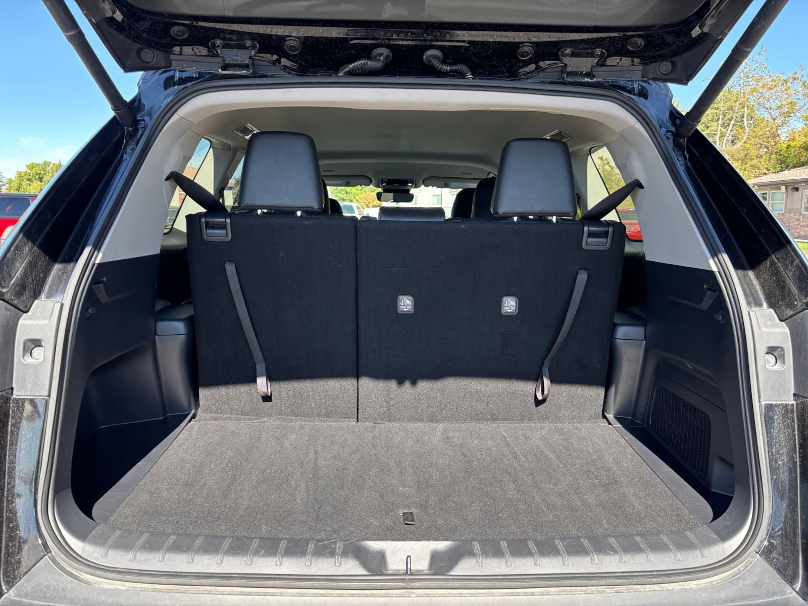 Used 2026 Toyota Grand Highlander AWD image 32