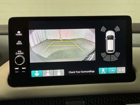 Certified 2024 Honda HR-V EX-L image 18