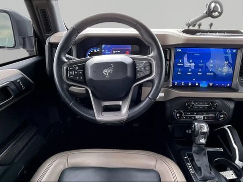 Used 2024 Ford Bronco Wildtrak AWD/4WD image 5