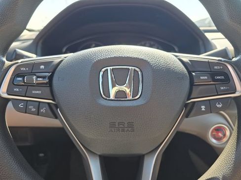 Used 2019 Honda Accord LX image 24