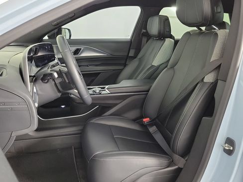 Certified 2024 Cadillac Lyriq Tech RWD image 16