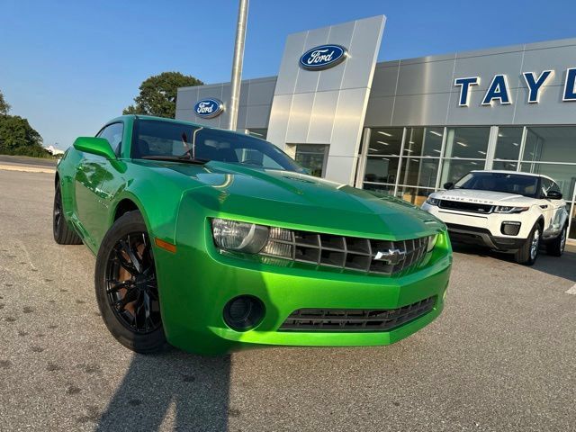 Used 2011 Chevrolet Camaro LS RWD image 5